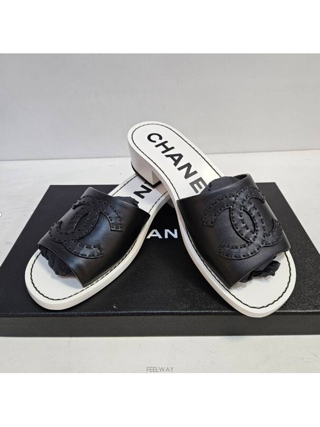 women sandals Chanel