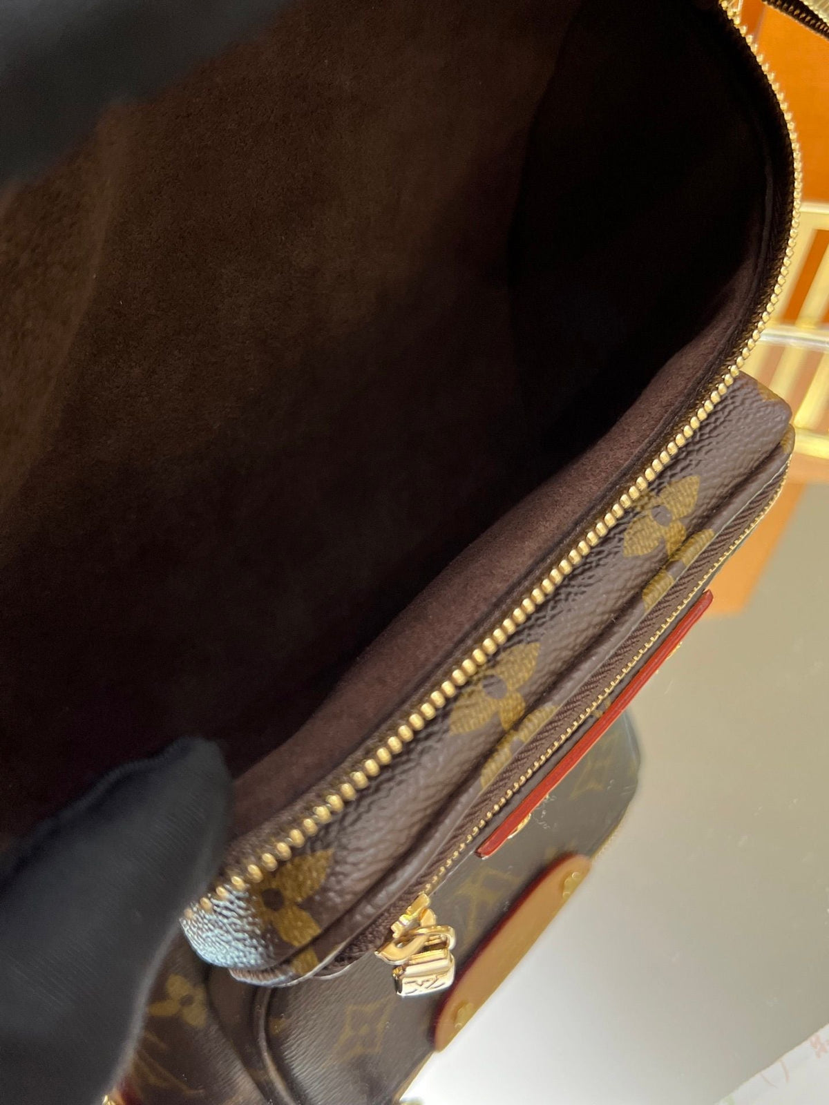 Preloved Louis Vuitton monogram mini bumbag chip 20*11cm 12522
