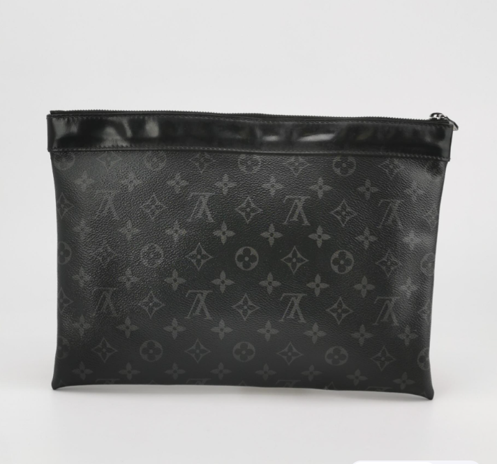 Preloved Louis Vuitton (LV)Discovery Pochette Clutch black 250122781038701