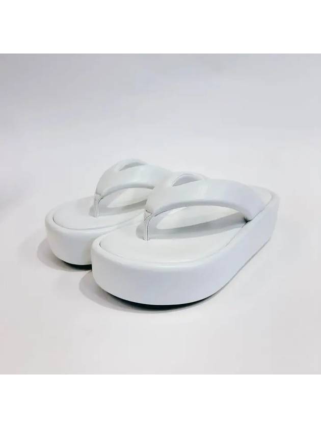 Luxury Balenciaga  Women's Rise Thong Flip Flops White