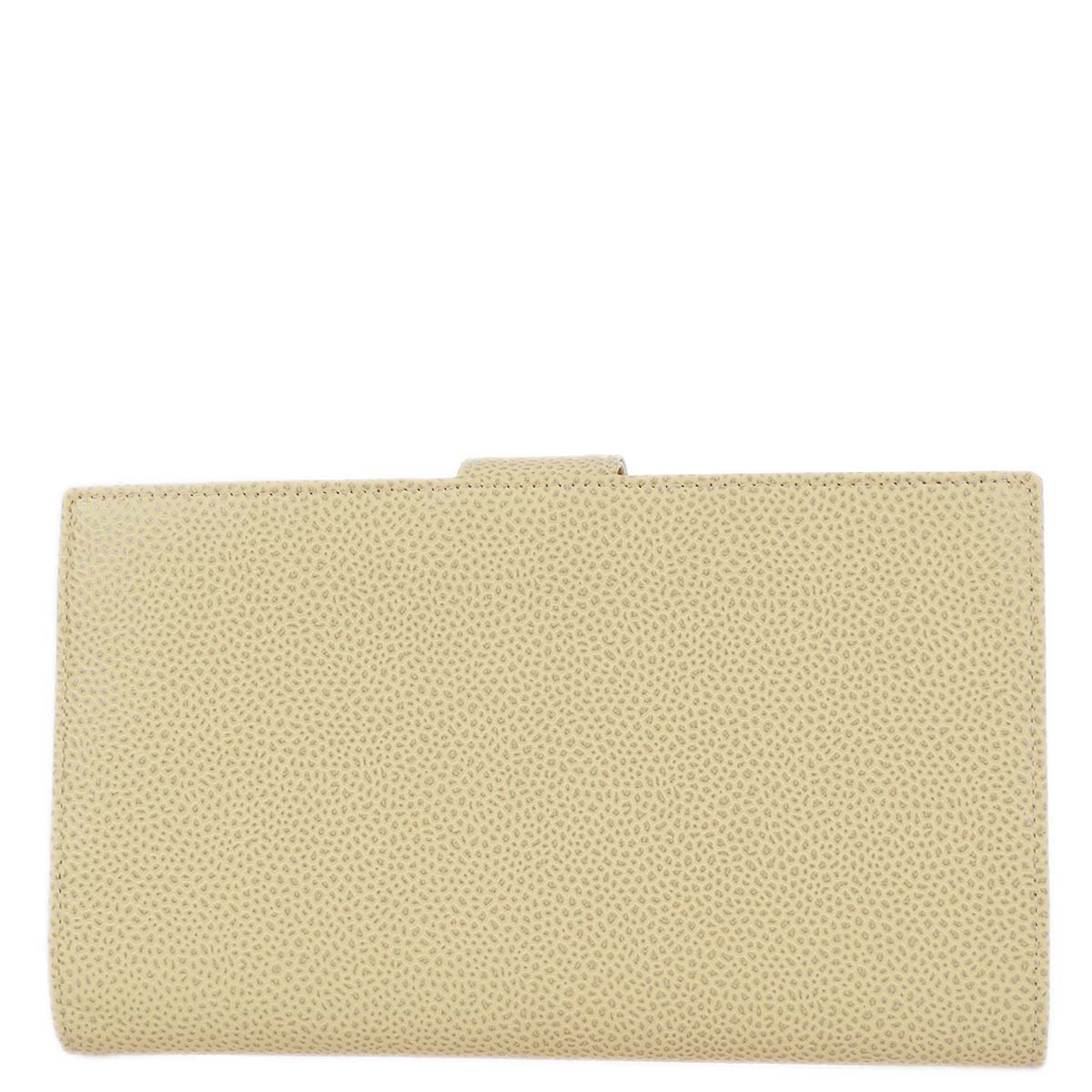 Chanel 2000-2001 Ivory Caviar Bifold Long Wallet Purse