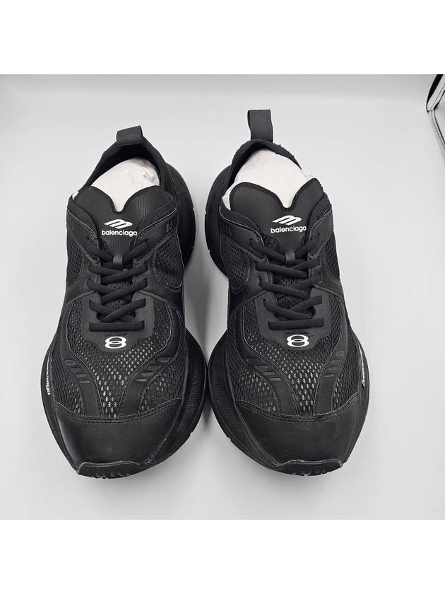 Luxury Balenciaga  Circuit Low Top Sneakers Black