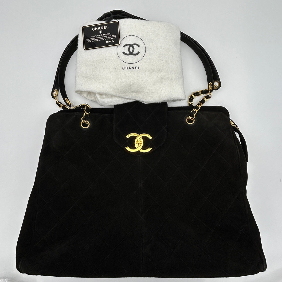 Chanel Supermodel XL Suede YVEAE424