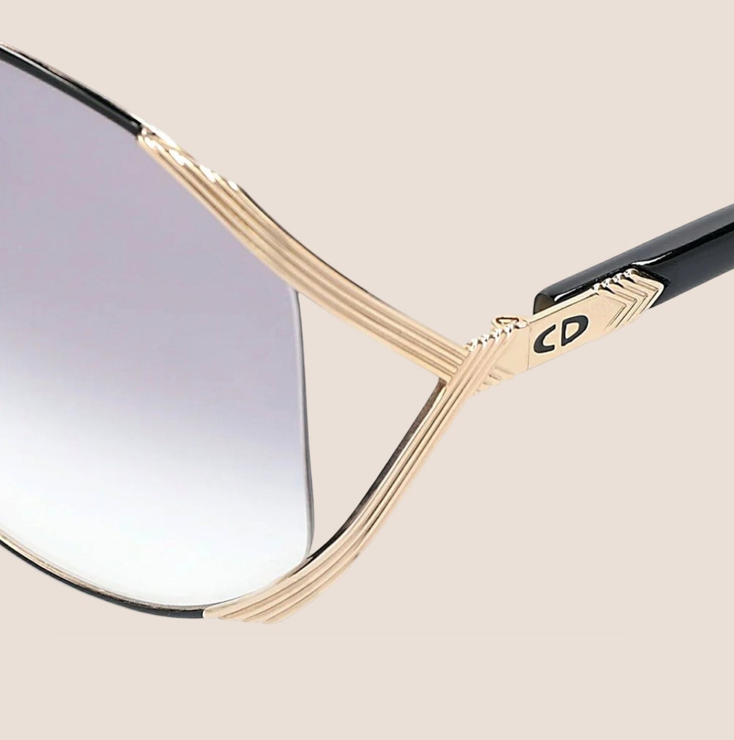 CHRISTIAN DIOR BLACK & GOLD OVERSIZED SUNGLASSES