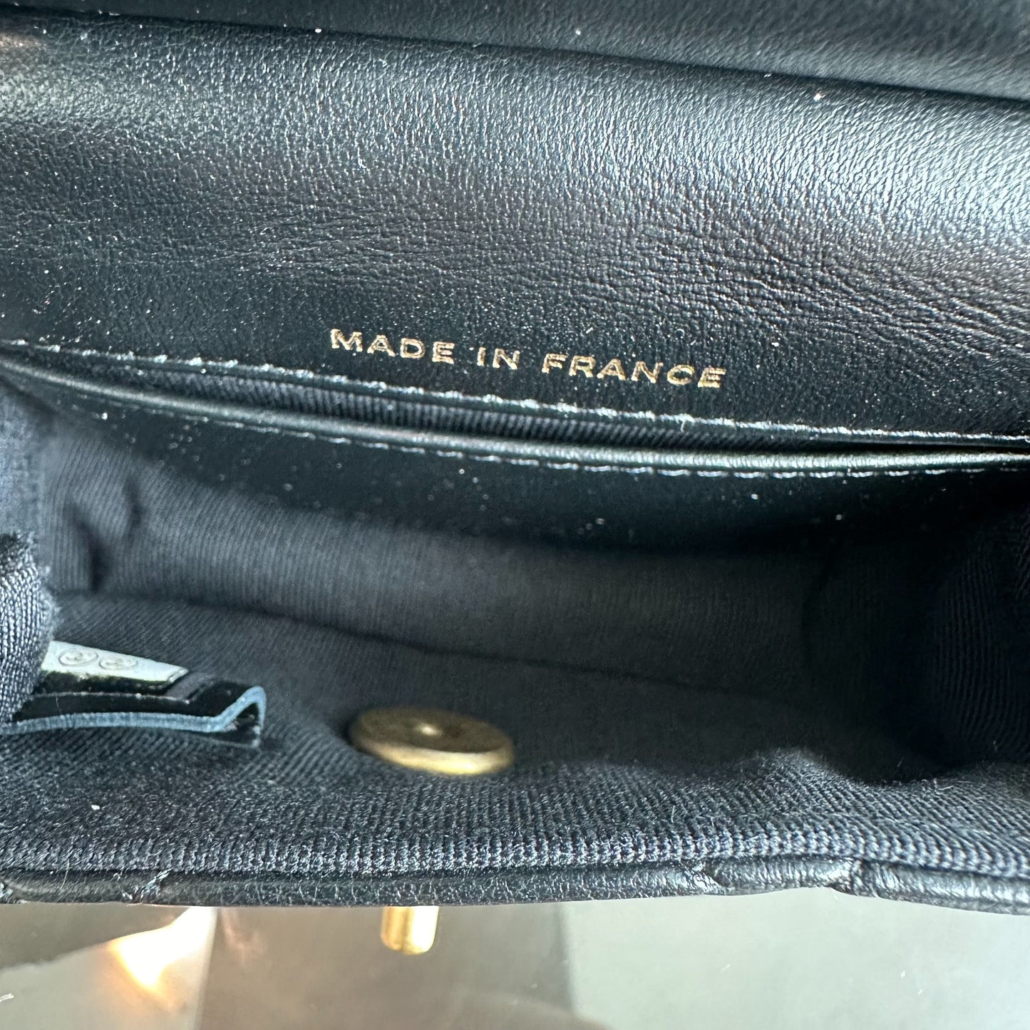 *Brand New* Flap Lambskin Cardholder with Chain 21A Black GHW No 31