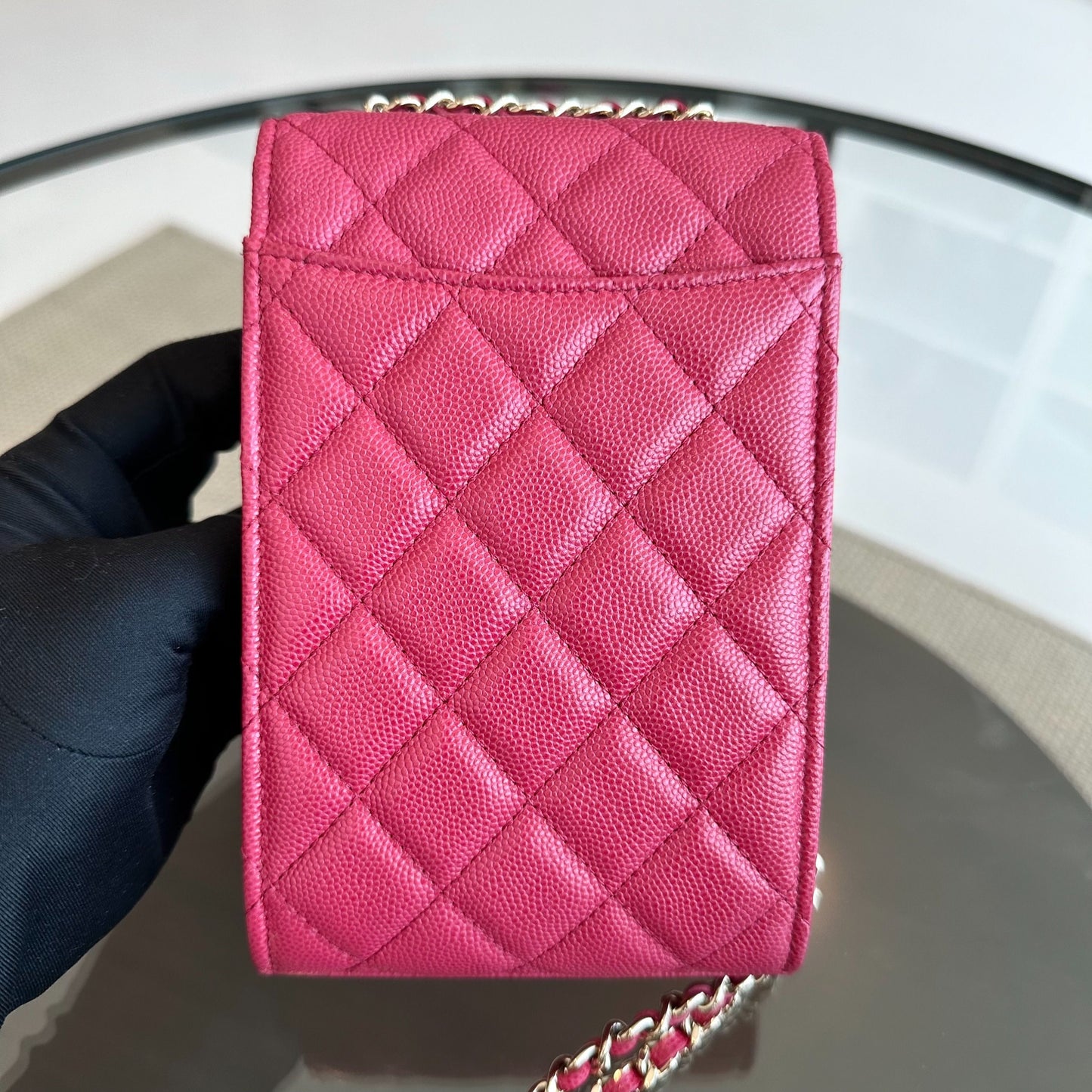 *Brand New, Receipt Full Set* Caviar Phone Holder Chain Shoulder Bag No 29