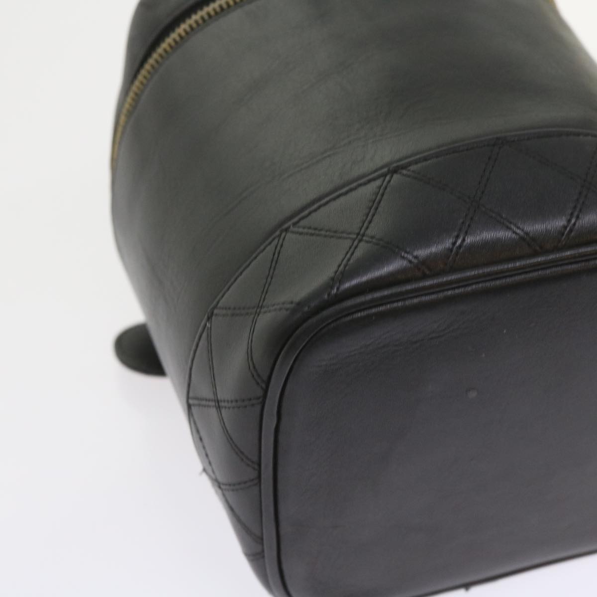 CHANEL Vanity Cosmetic Pouch Leather Black CC Auth bs10095