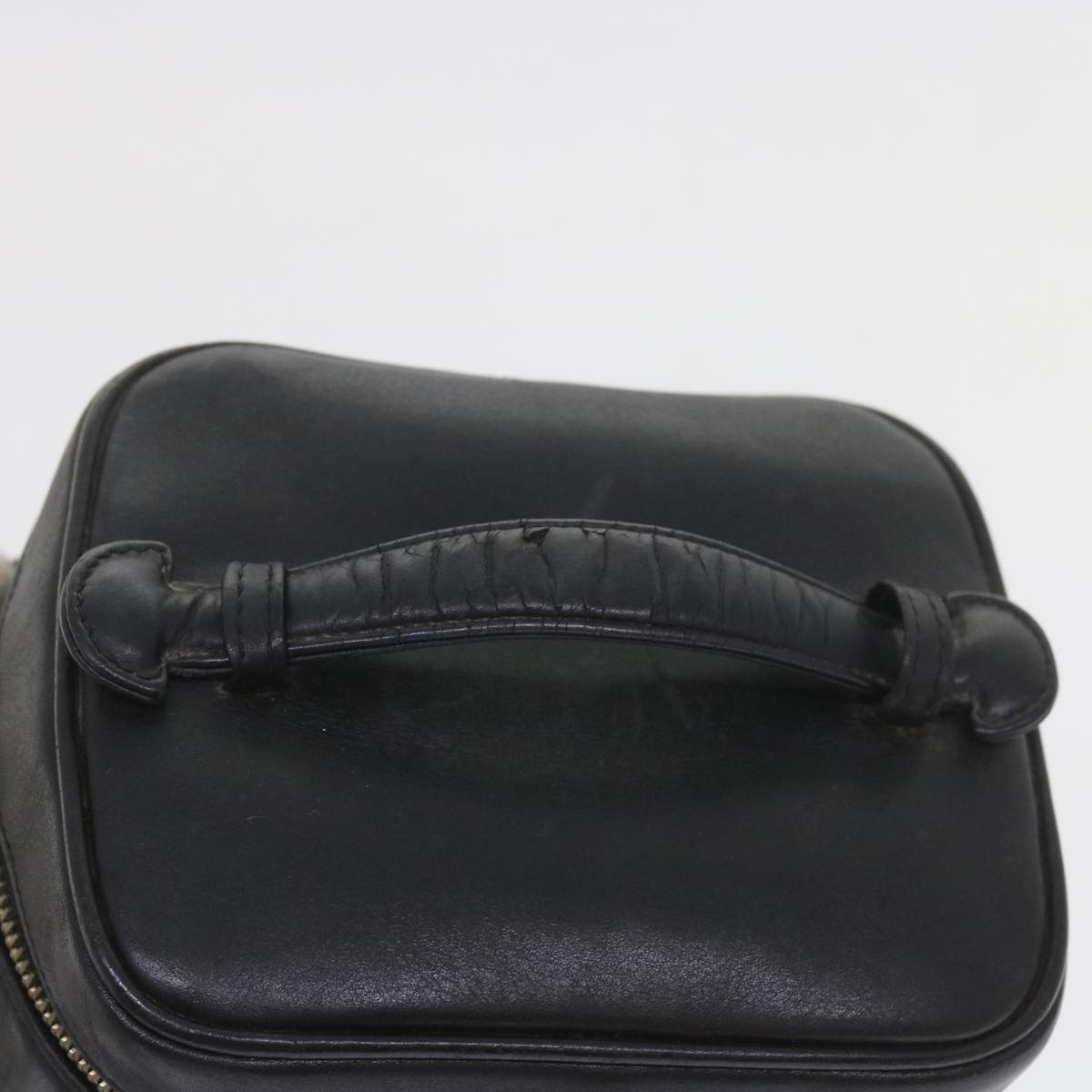 CHANEL Vanity Cosmetic Pouch Leather Black CC Auth bs10095