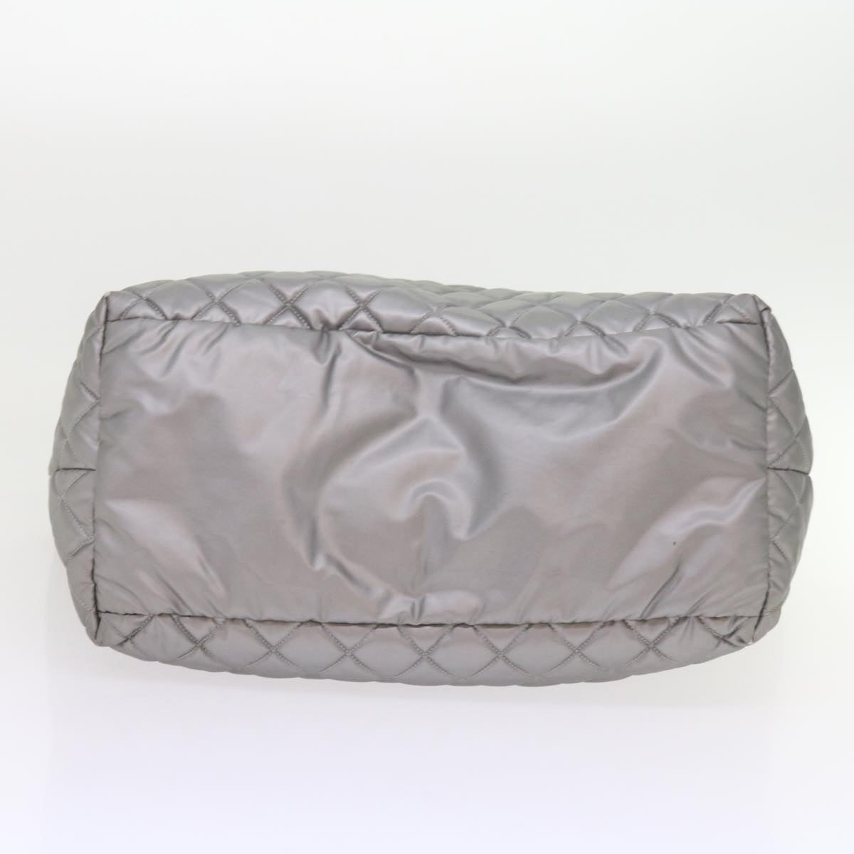 Top Quality Chanel Cococoon Hand Bag Patent leather Silver CC Auth bs10169