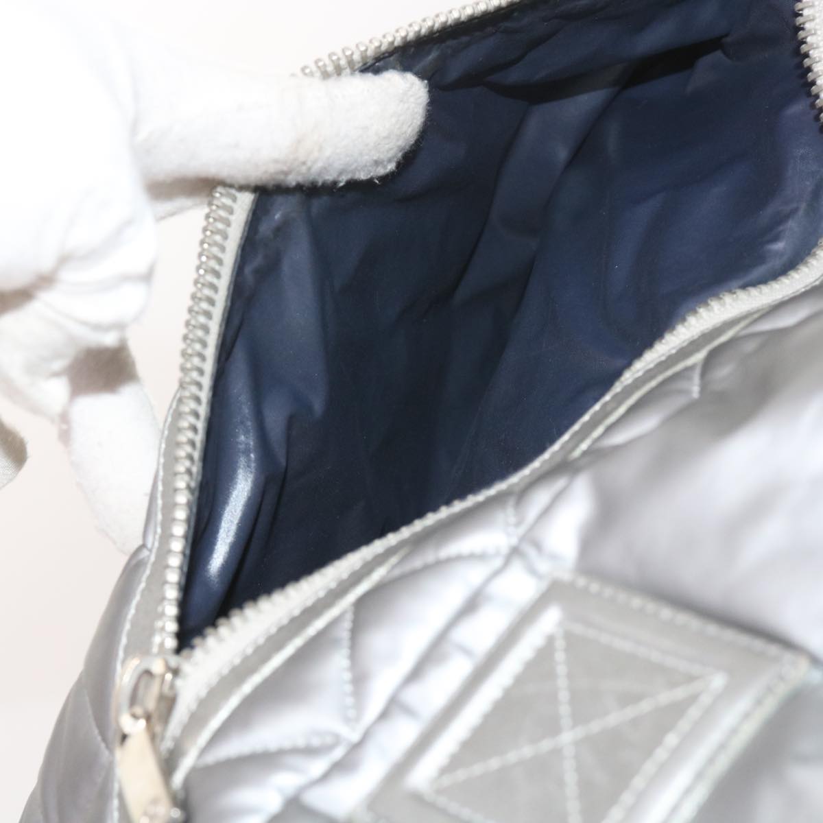 Top Quality Chanel Cococoon Hand Bag Patent leather Silver CC Auth bs10169