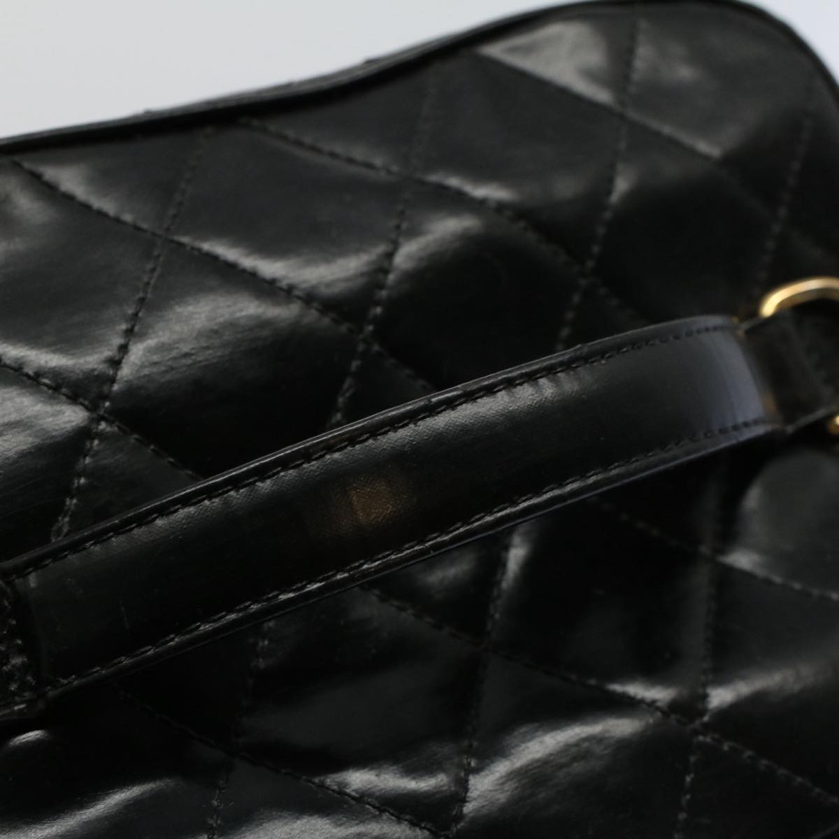 CHANEL Vanity Cosmetic Pouch Patent leather Black CC Auth bs10201
