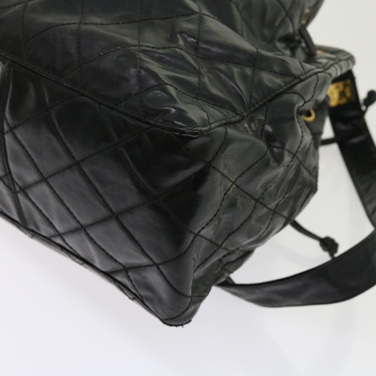 Top Quality Chanel Matelasse Shoulder Bag Patent leather Black CC Auth bs10560
