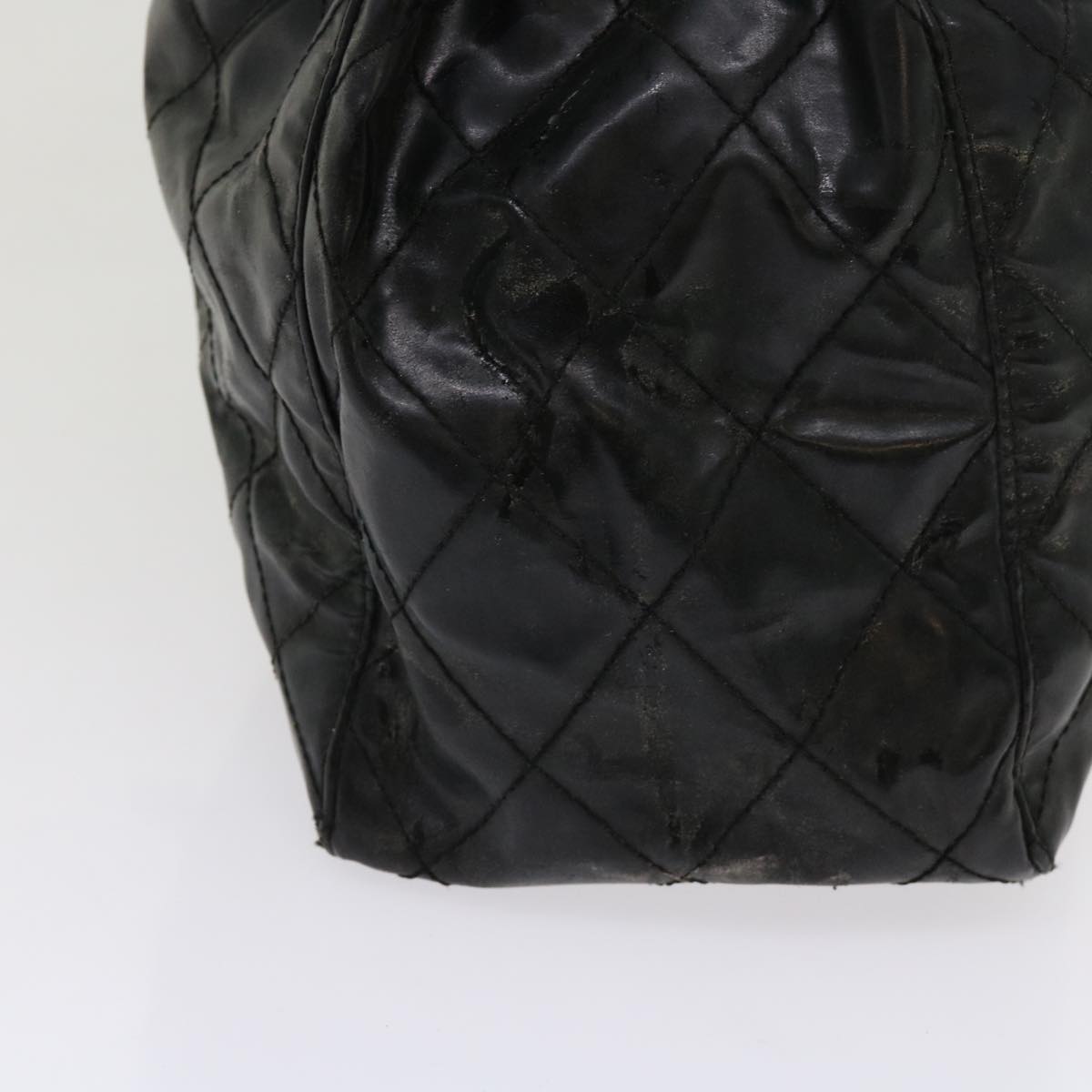 Top Quality Chanel Matelasse Shoulder Bag Patent leather Black CC Auth bs10560