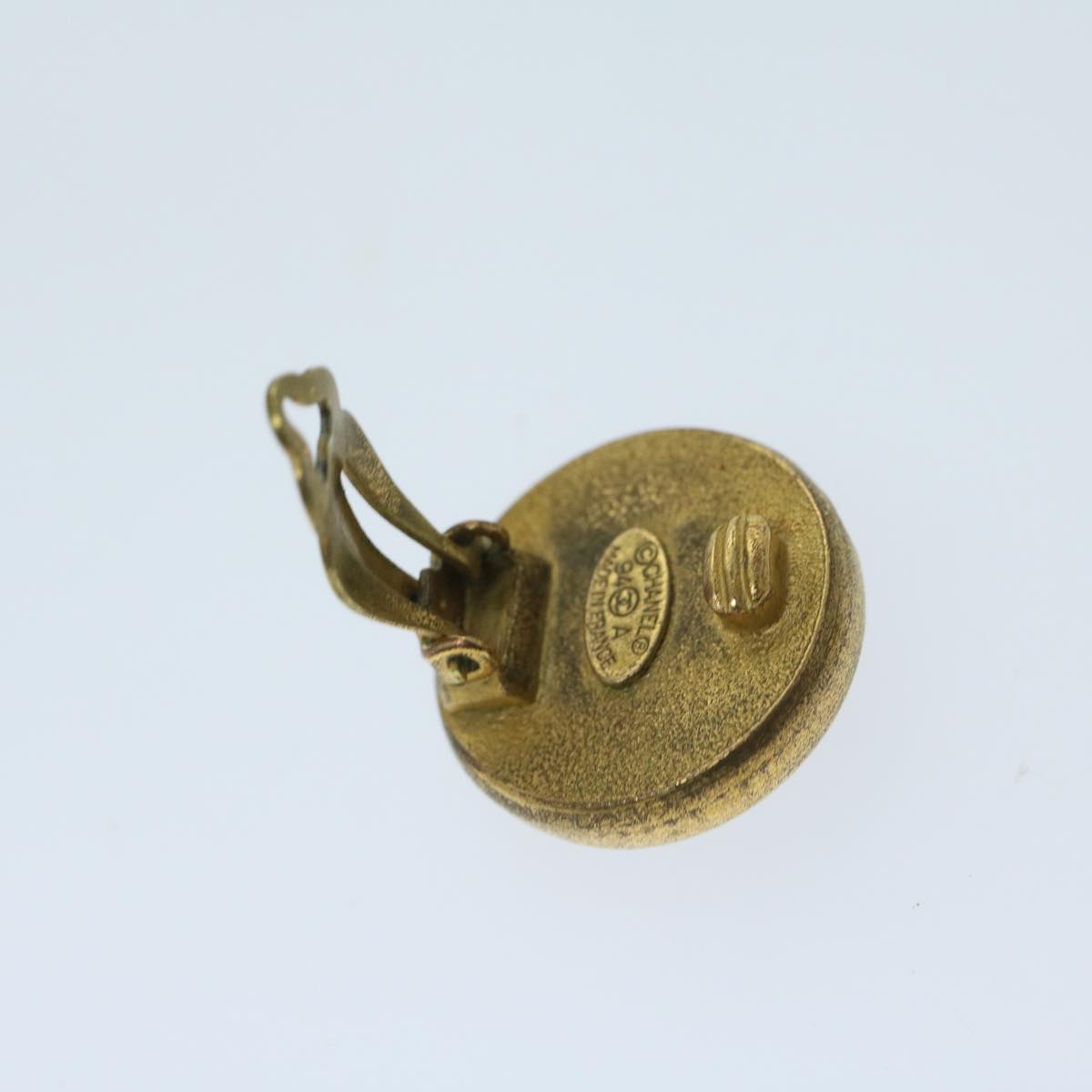 Top Quality Chanel Earring Gold Tone CC Auth bs11280