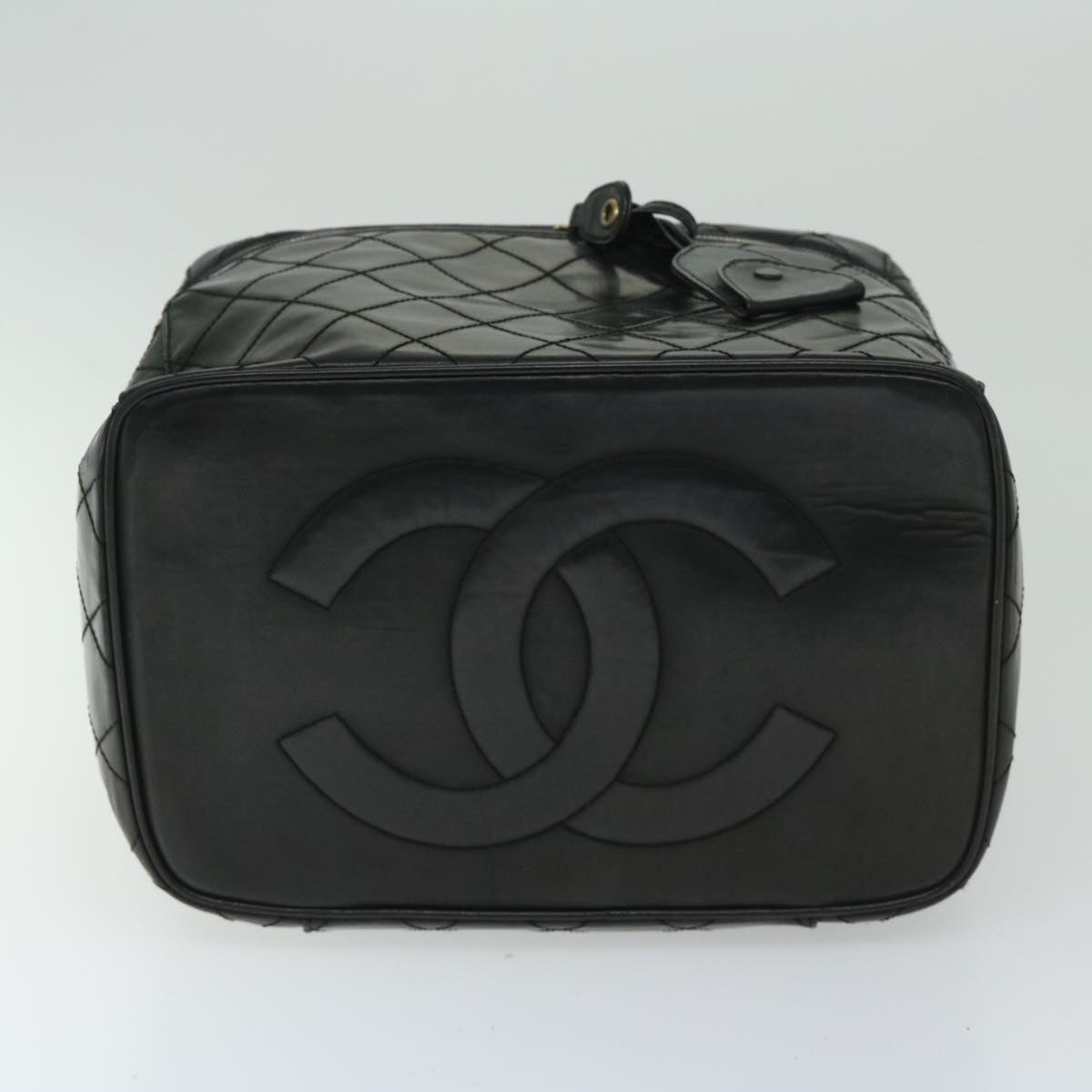 CHANEL Vanity Cosmetic Pouch Patent leather 2way Black CC Auth bs11283