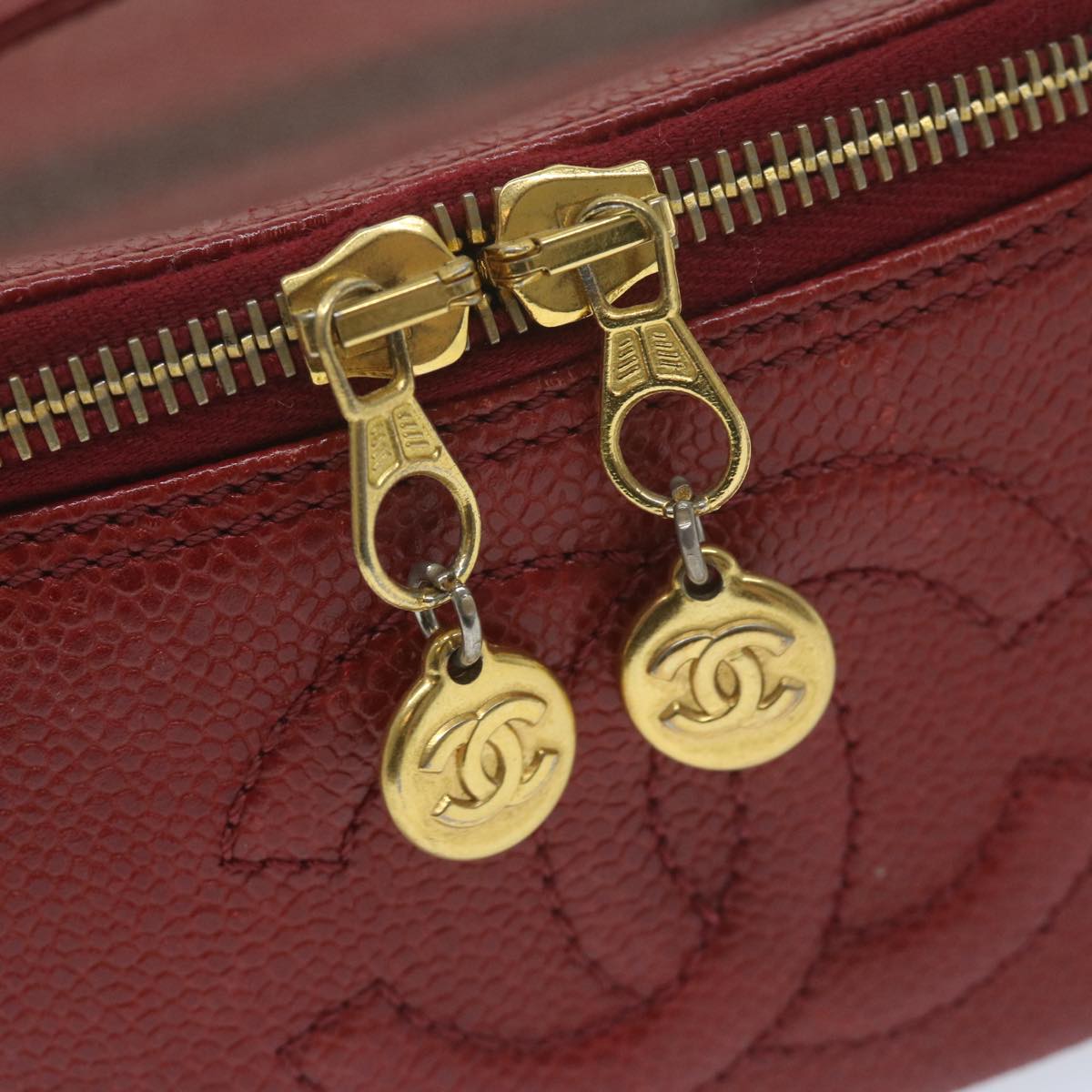 CHANEL Vanity Cosmetic Pouch Caviar Skin Red CC Auth bs11470