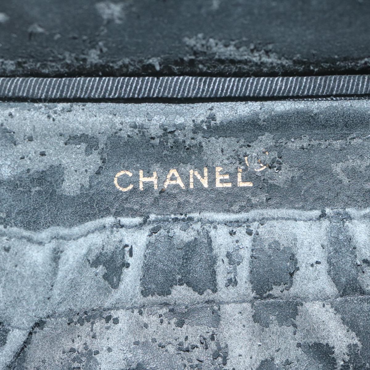 CHANEL Vanity Cosmetic Pouch Caviar Skin Black CC Auth bs11563