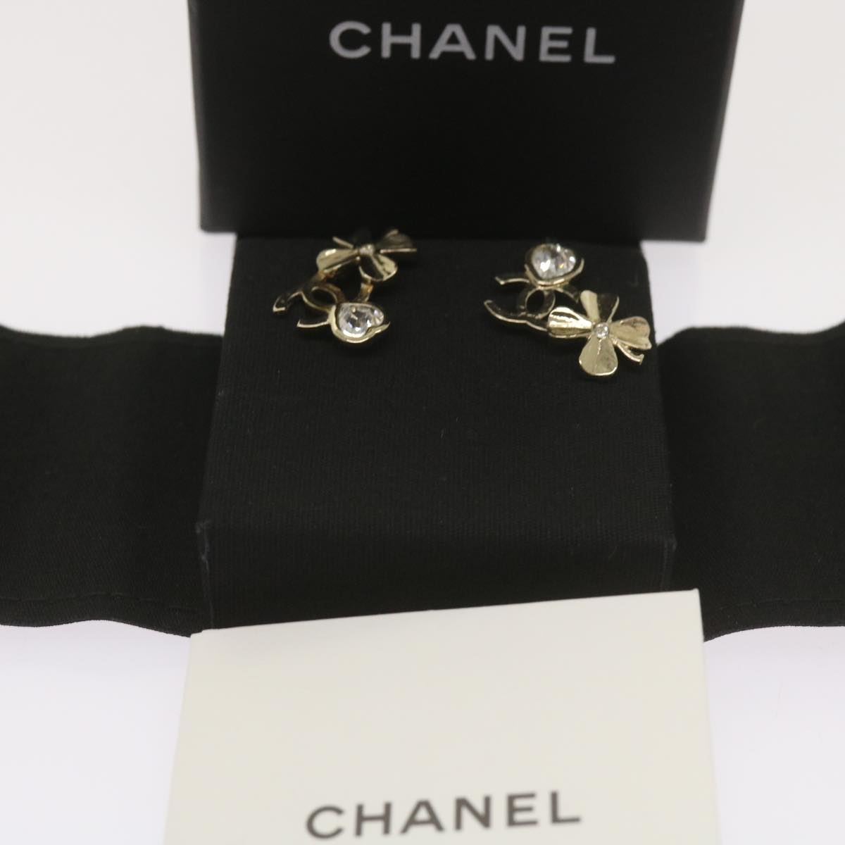 Top Quality Chanel Earring Silver CC Auth bs12280