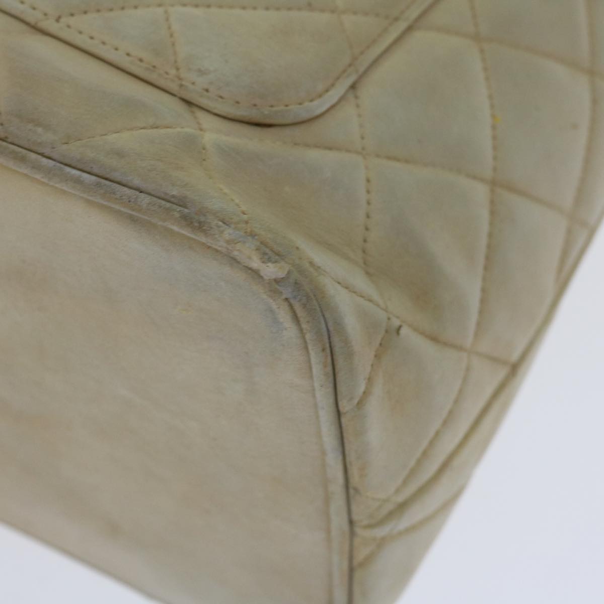 CHANEL Tote Bag Lamb Skin Beige CC Auth bs12535