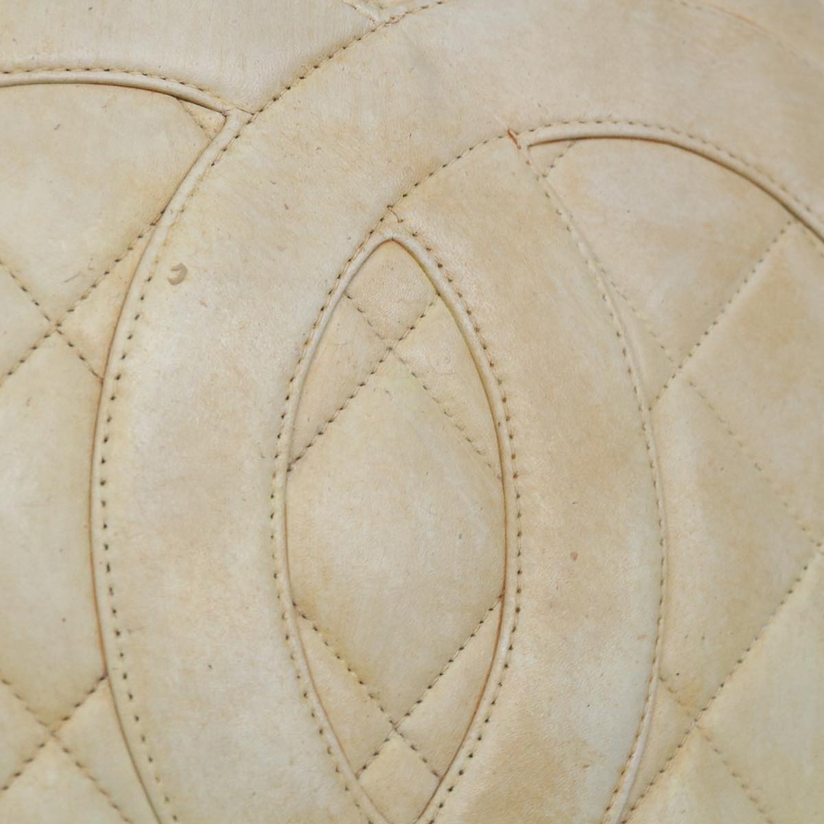 CHANEL Tote Bag Lamb Skin Beige CC Auth bs12535