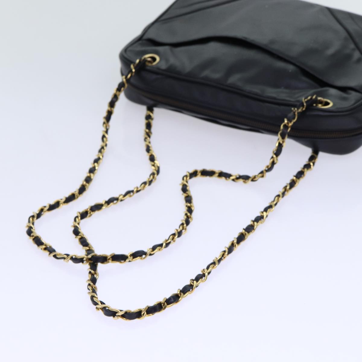 Top Quality Chanel Matelasse Chain Shoulder Bag Leather Black CC Auth bs13119