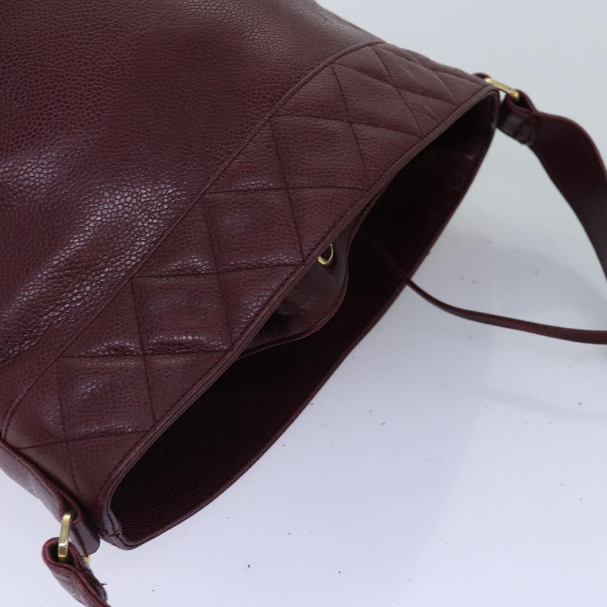Top Quality Chanel Matelasse Chain Shoulder Bag Caviar Skin Red CC Auth bs13246