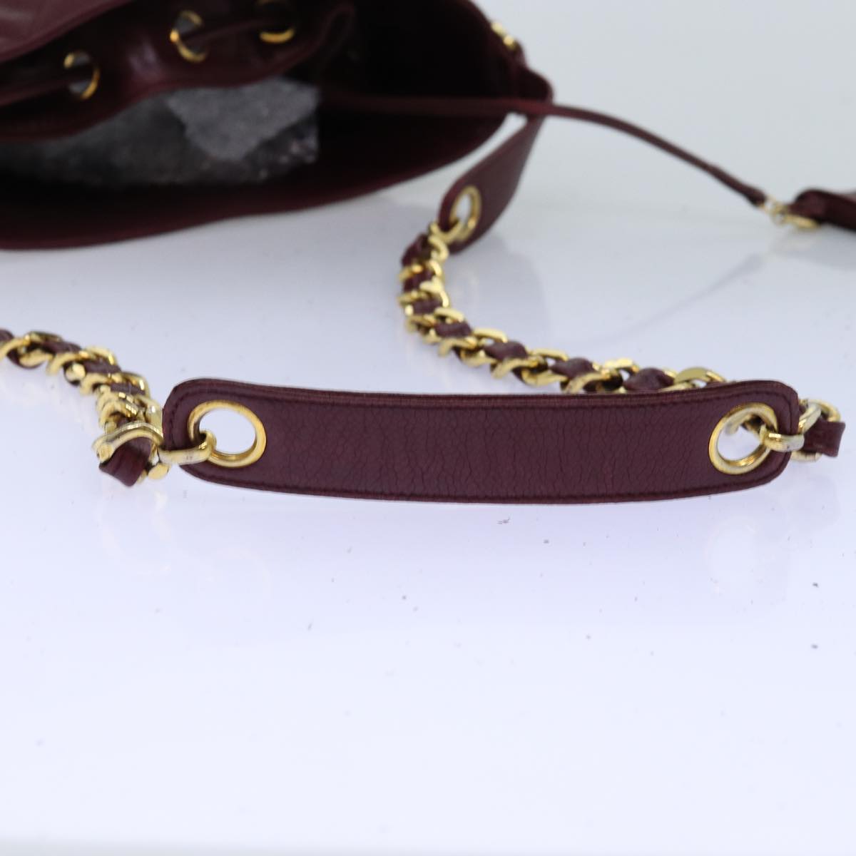 Top Quality Chanel Matelasse Chain Shoulder Bag Caviar Skin Red CC Auth bs13246