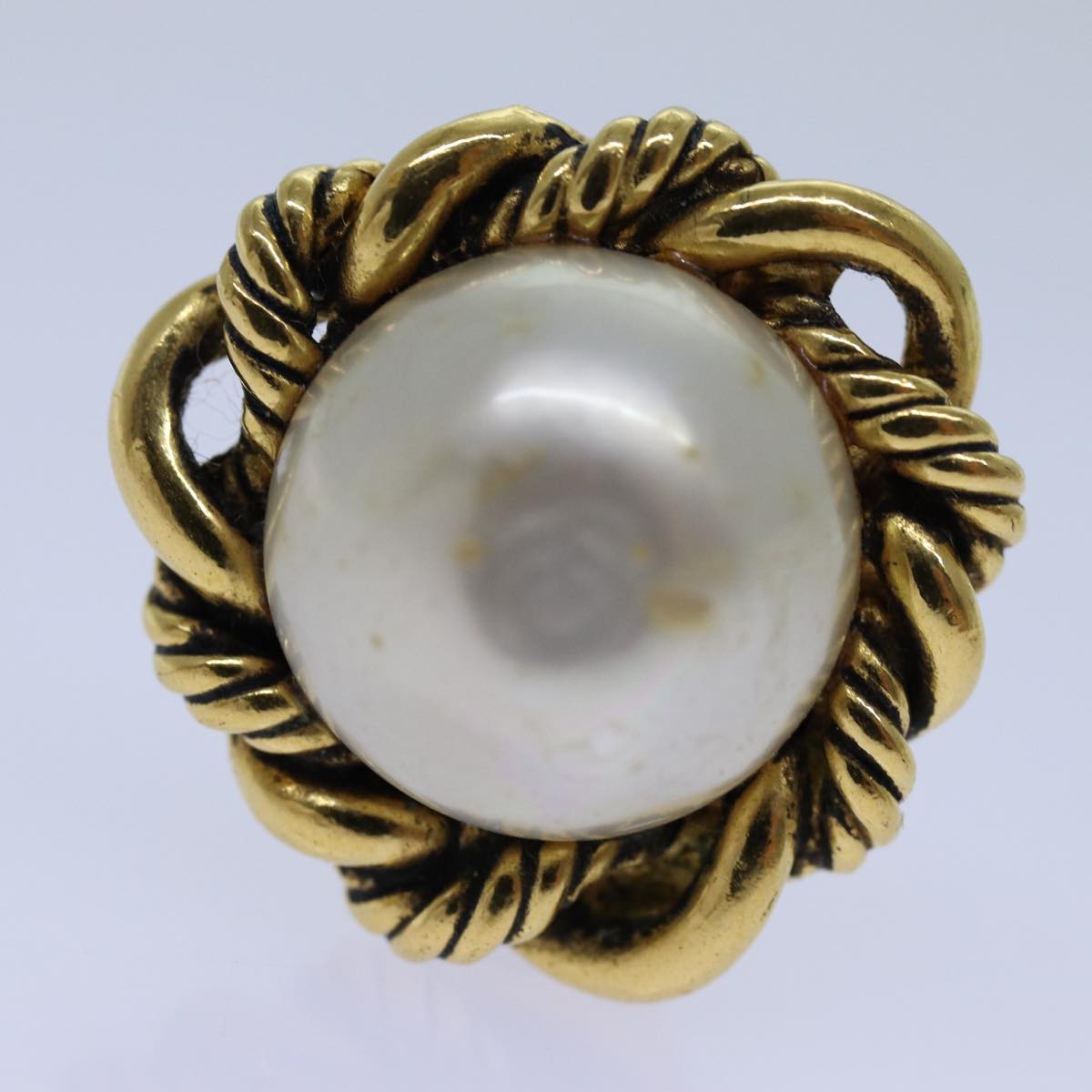 Top Quality Chanel Pearl Earring metal Gold CC Auth bs13495