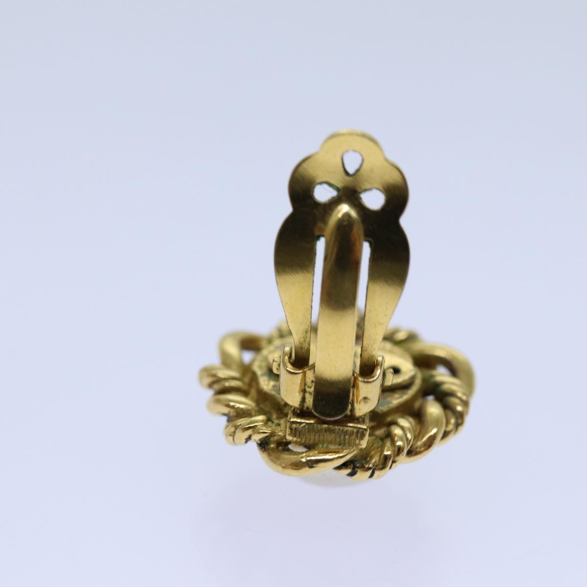 Top Quality Chanel Pearl Earring metal Gold CC Auth bs13495