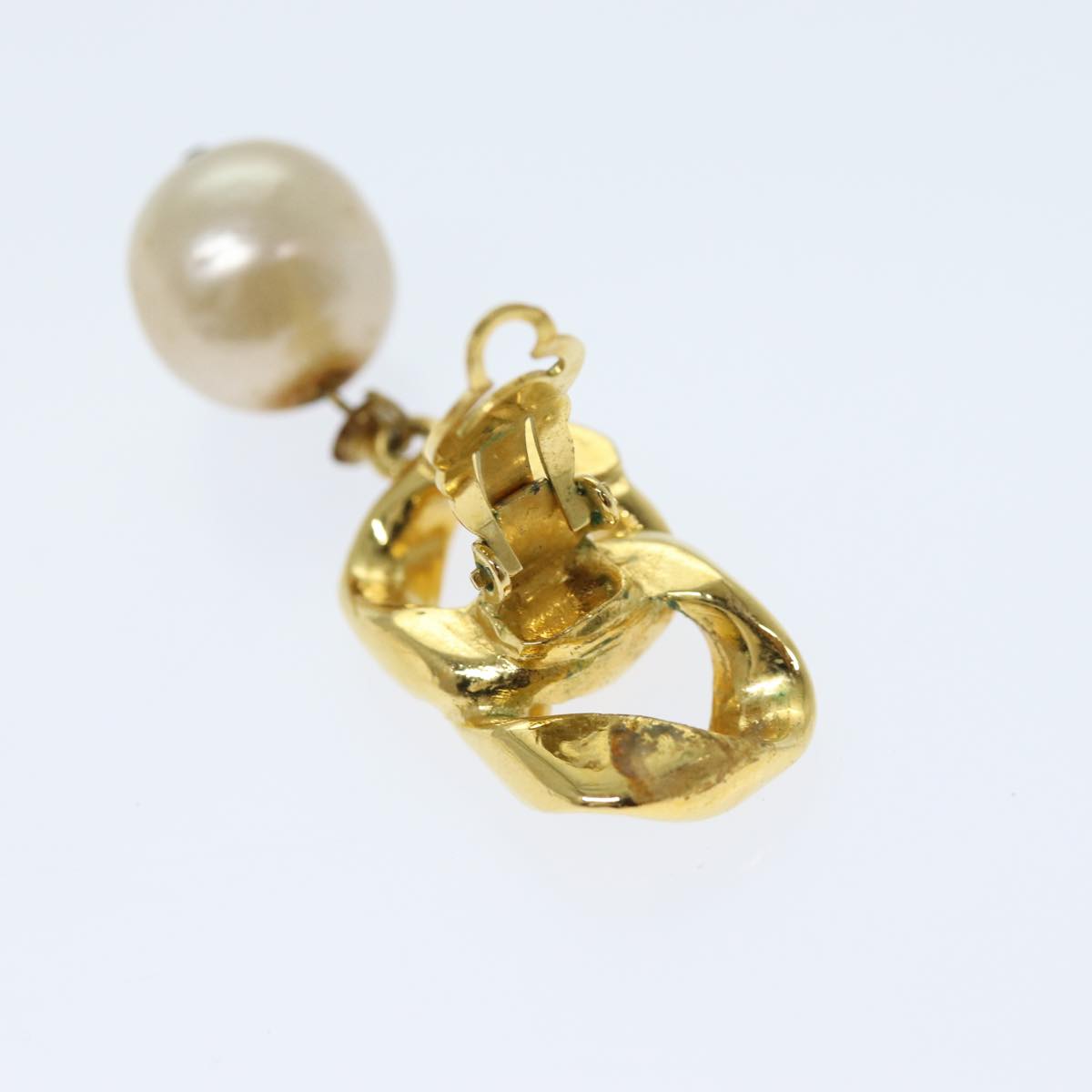 Top Quality Chanel Earring metal Gold CC Auth bs13982