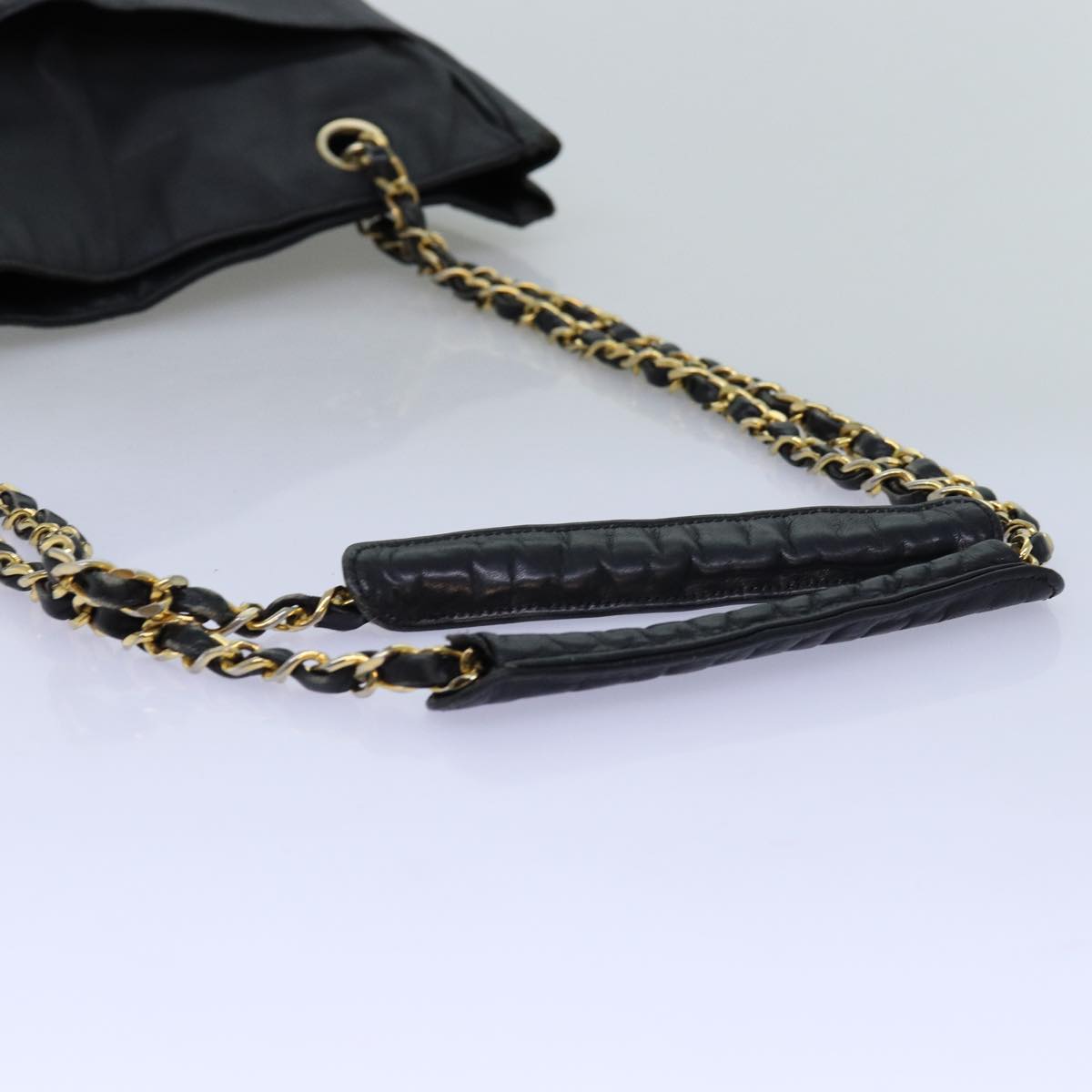 Top Quality Chanel Matelasse Chain Shoulder Bag Canvas Leather Black CC Auth bs14243