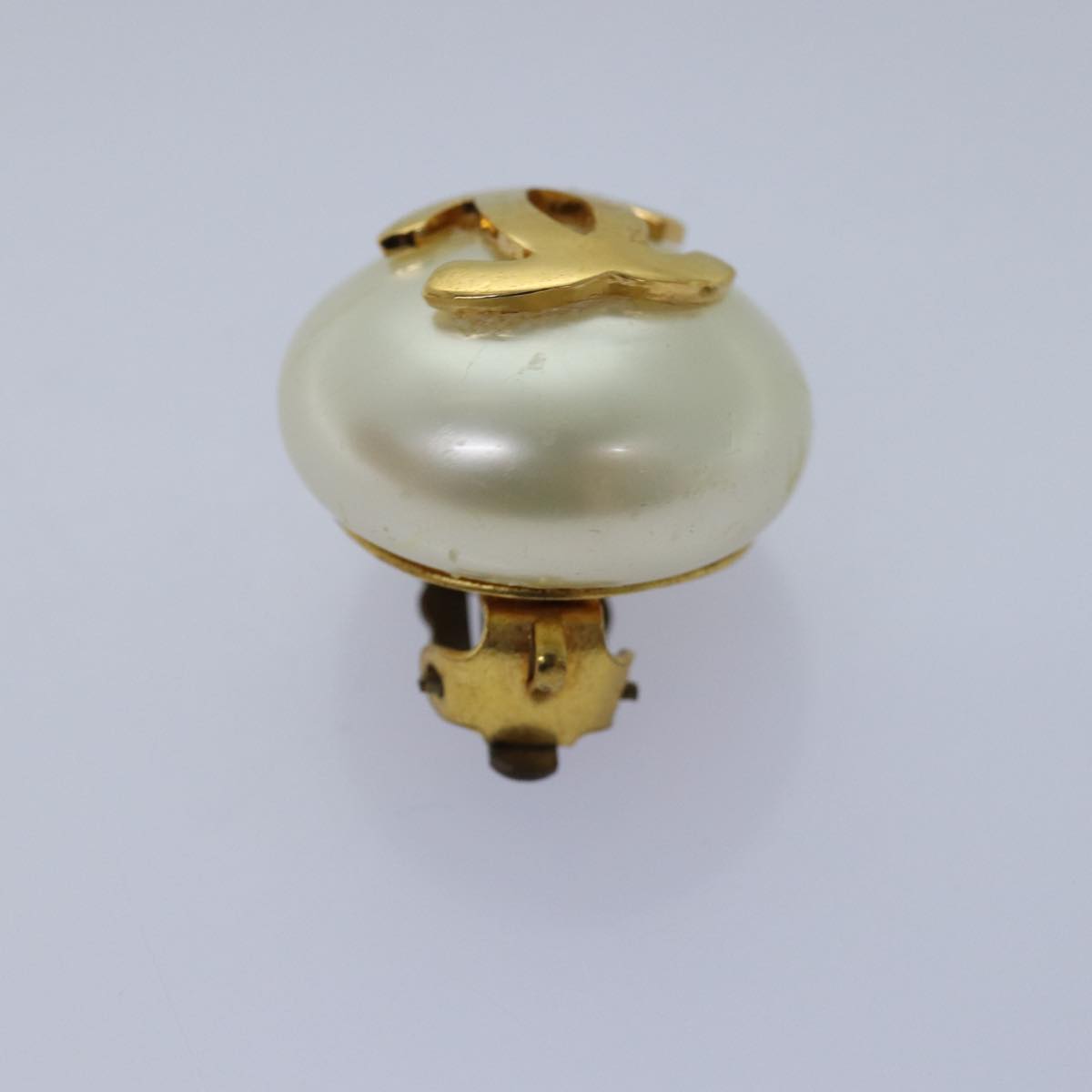 Top Quality Chanel Earring Gold CC Auth bs14624