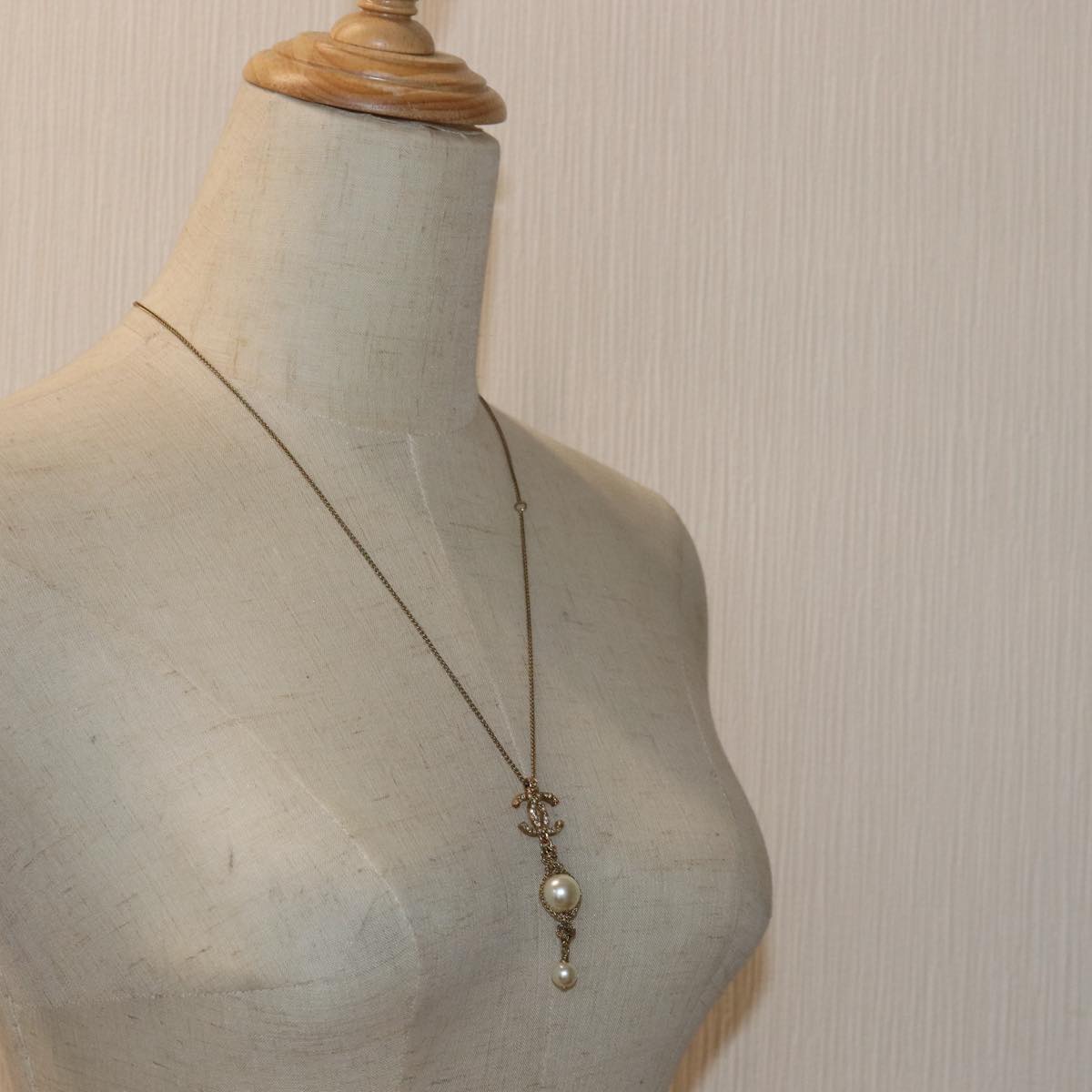 CHANEL Pearl Necklace metal Gold CC Auth bs14625