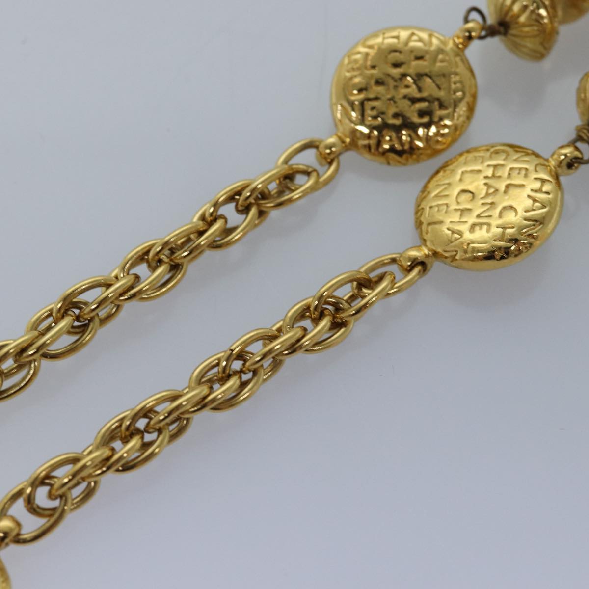 Top Quality Chanel Necklace Metal Gold CC Auth bs14626