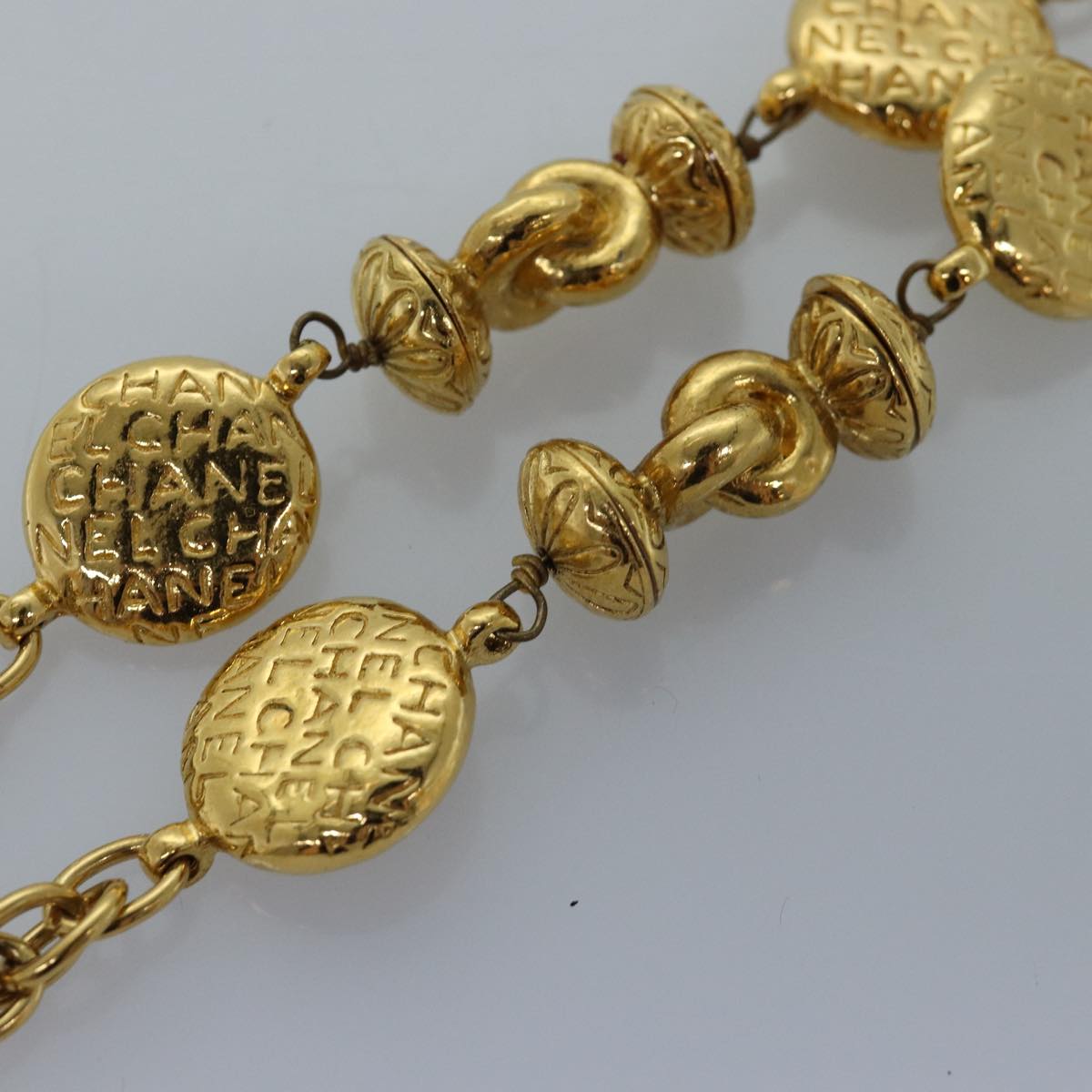 Top Quality Chanel Necklace Metal Gold CC Auth bs14626