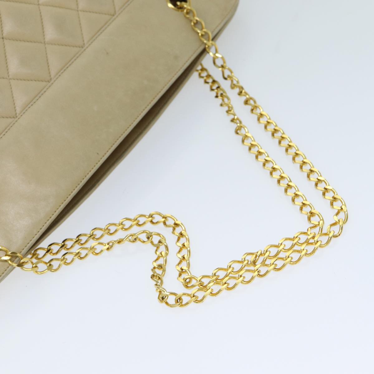 Top Quality Chanel Matelasse Chain Shoulder Bag Lamb Skin Beige CC Auth bs15118
