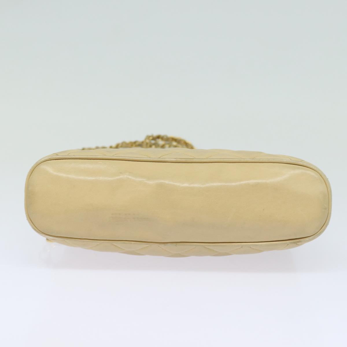 Top Quality Chanel Matelasse Chain Shoulder Bag Leather Beige CC Auth bs15440