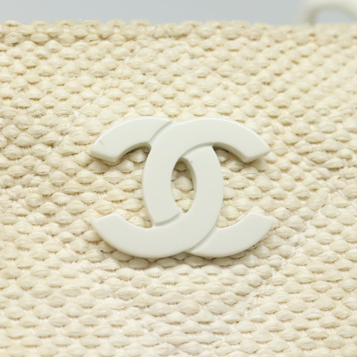 Top Quality Chanel Matelasse Chain Tote Bag Raffia White CC Auth bs15861