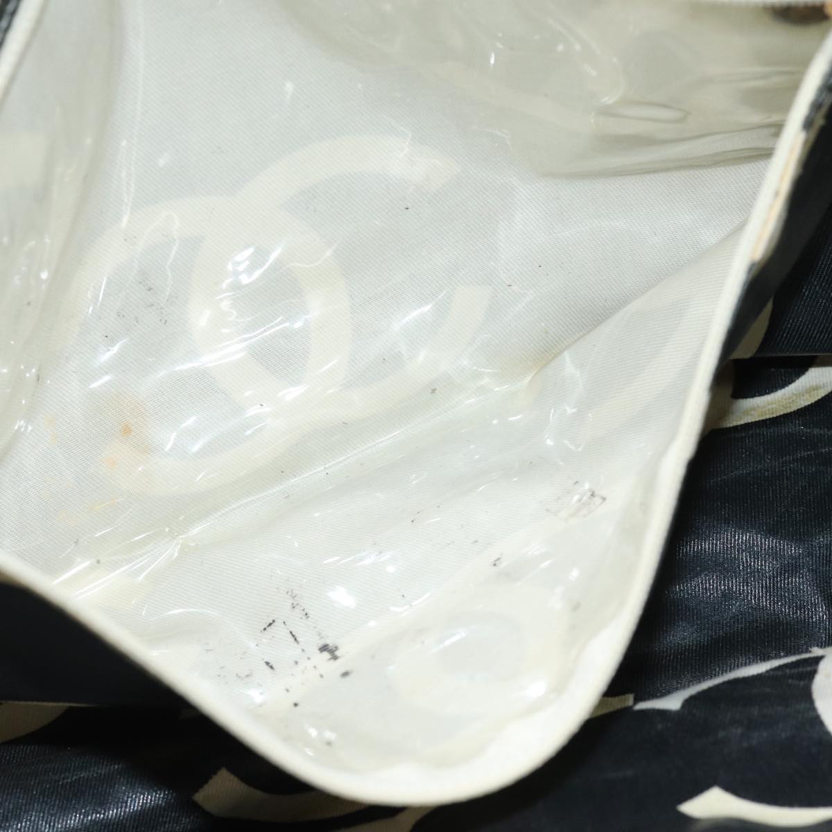 Top Quality Chanel Matelasse Chain Tote Bag Raffia White CC Auth bs15861