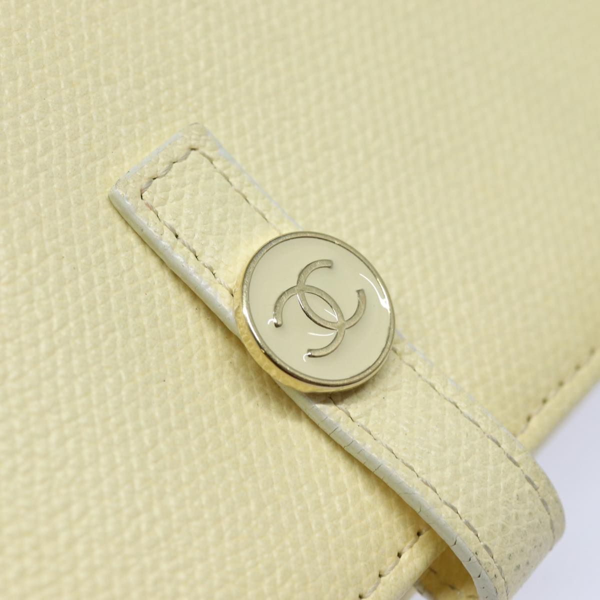 Top Quality Chanel COCO Mark Wallet Leather Vanilla CC Auth bs15966
