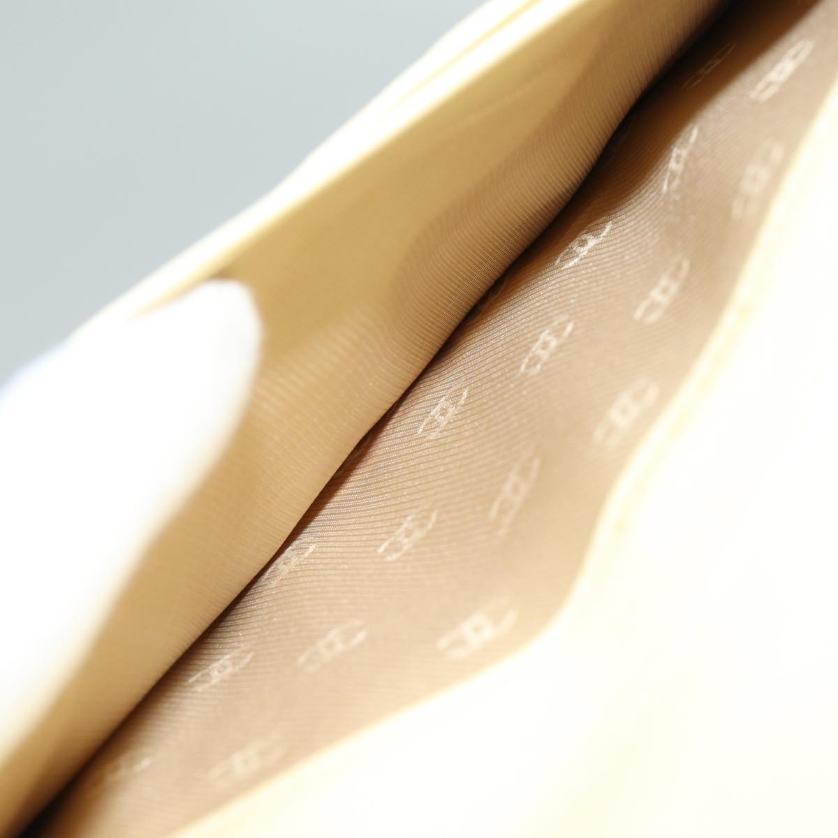 Top Quality Chanel COCO Mark Wallet Leather Vanilla CC Auth bs15966