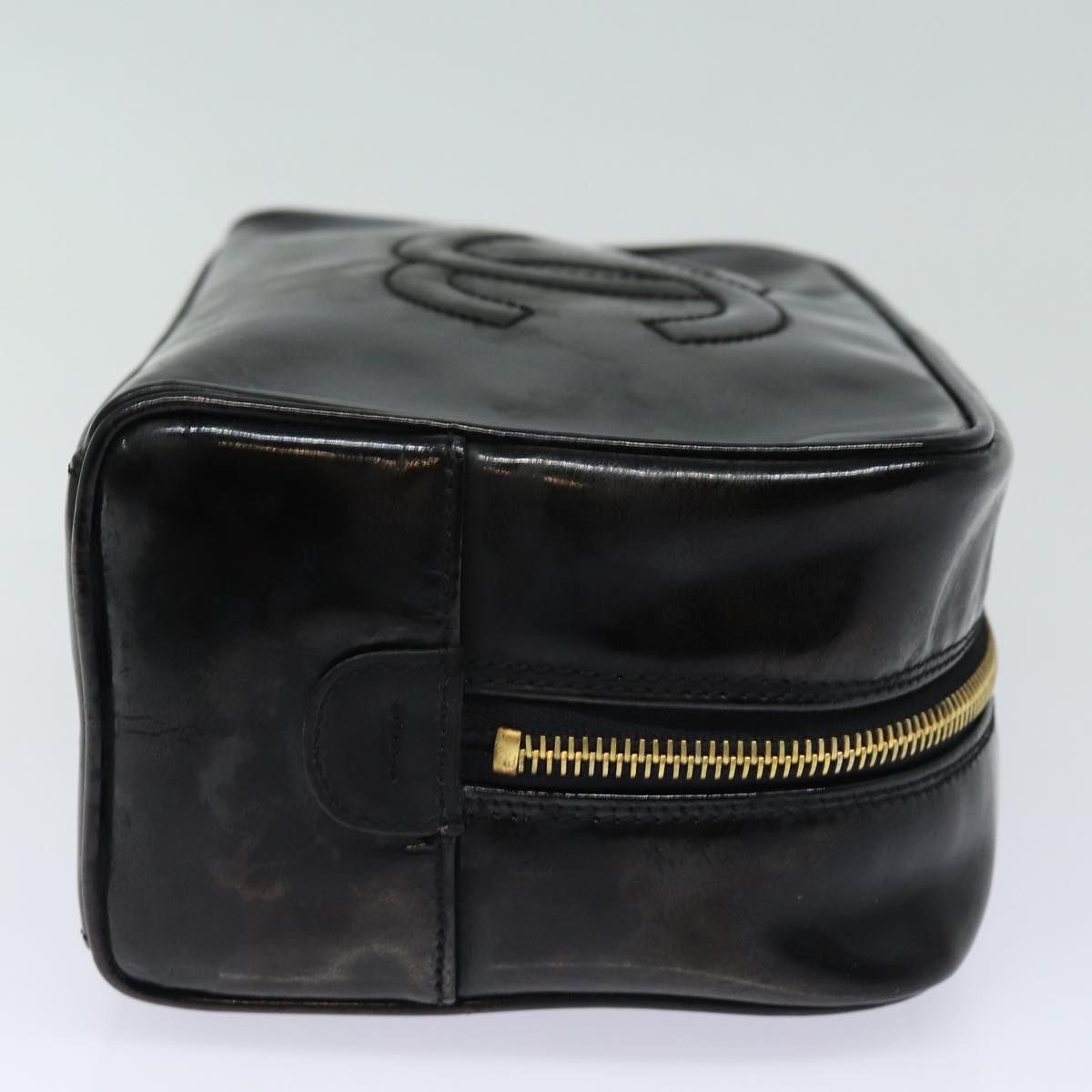 Top Quality Chanel COCO Mark Vanity Cosmetic Pouch Enamel Black Gold CC Auth bs16594