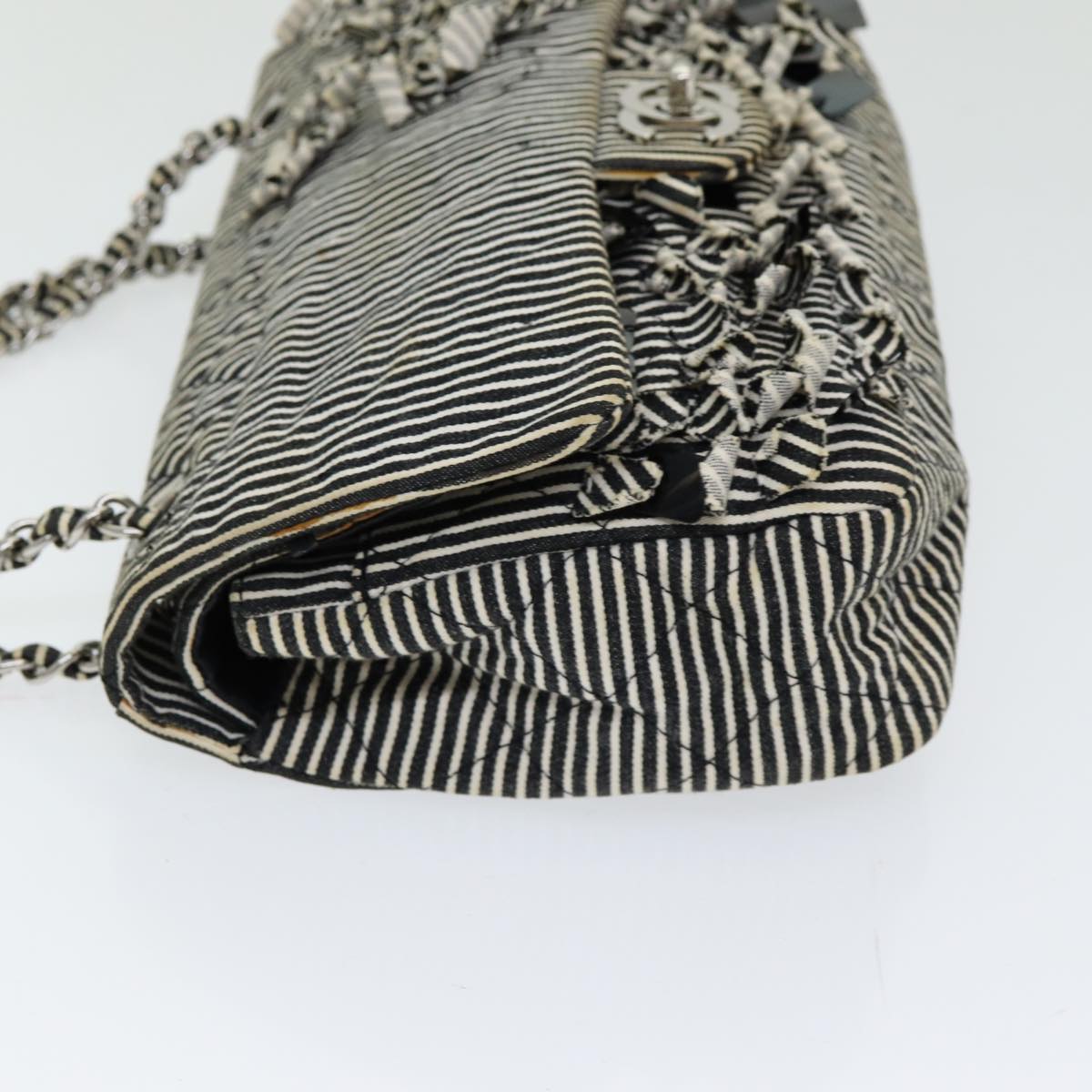 Top Quality Chanel Matelasse Turn Lock Chain Hand Bag Canvas Black Silver CC Auth bs16629