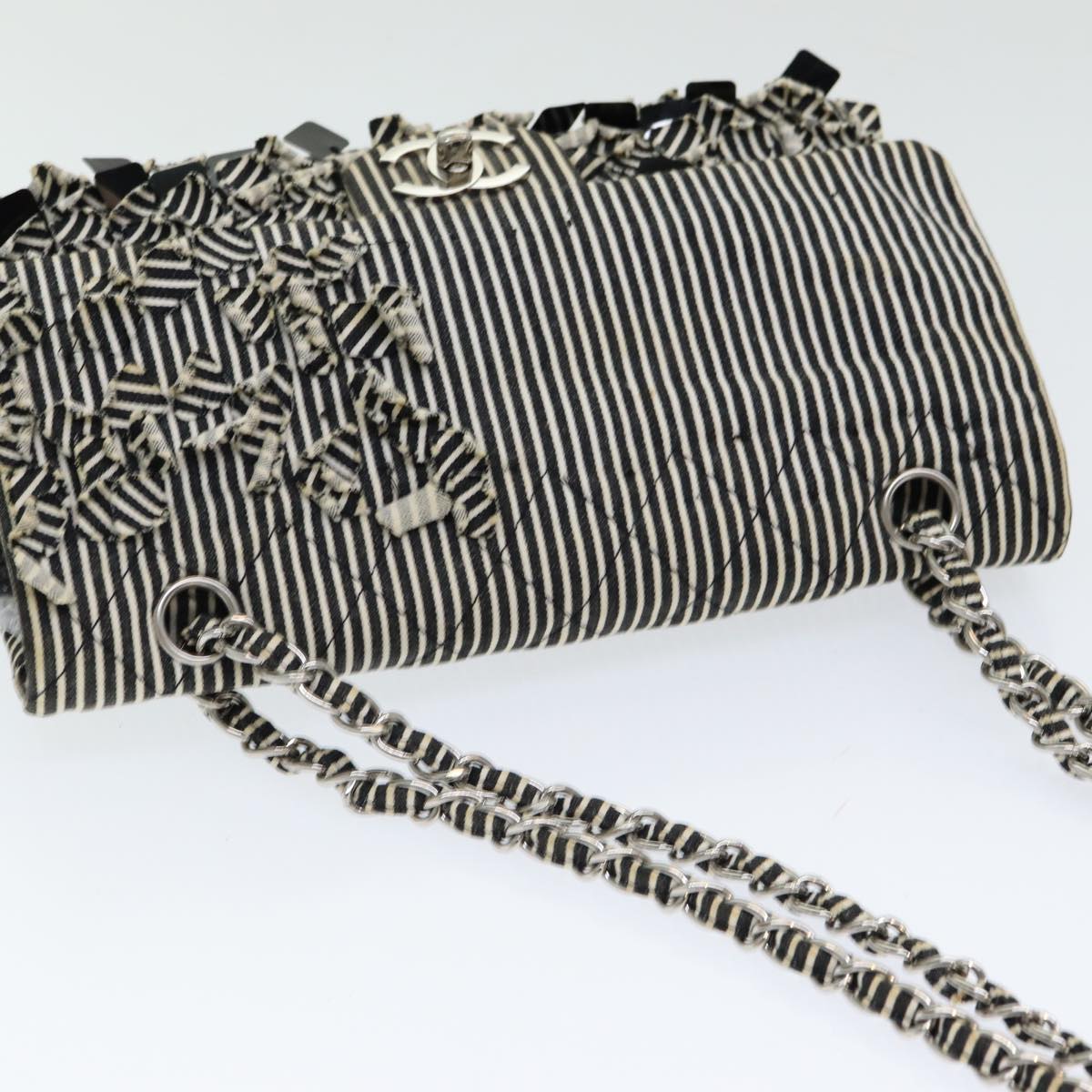 Top Quality Chanel Matelasse Turn Lock Chain Hand Bag Canvas Black Silver CC Auth bs16629