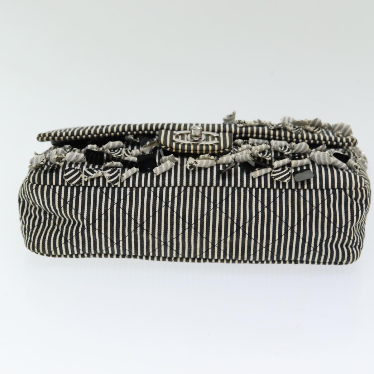 Top Quality Chanel Matelasse Turn Lock Chain Hand Bag Canvas Black Silver CC Auth bs16629