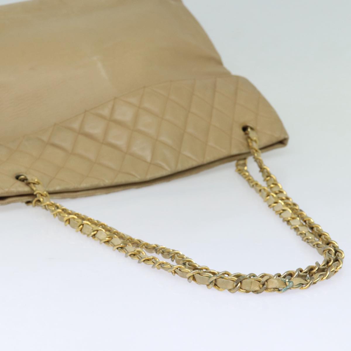 Top Quality Chanel Matelasse Chain Tote Bag Leather Beige Gold CC Auth bs16657