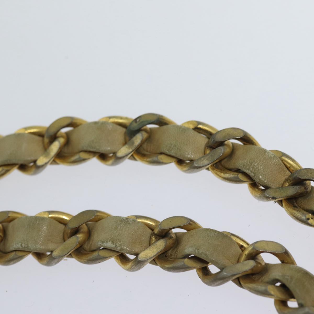 Top Quality Chanel Matelasse Chain Tote Bag Leather Beige Gold CC Auth bs16657