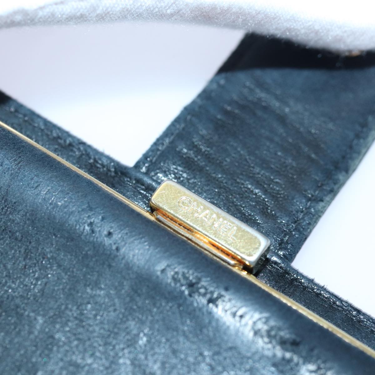 Top Quality Chanel COCO Mark Wallet Caviar Skin Black Gold CC Auth bs16761