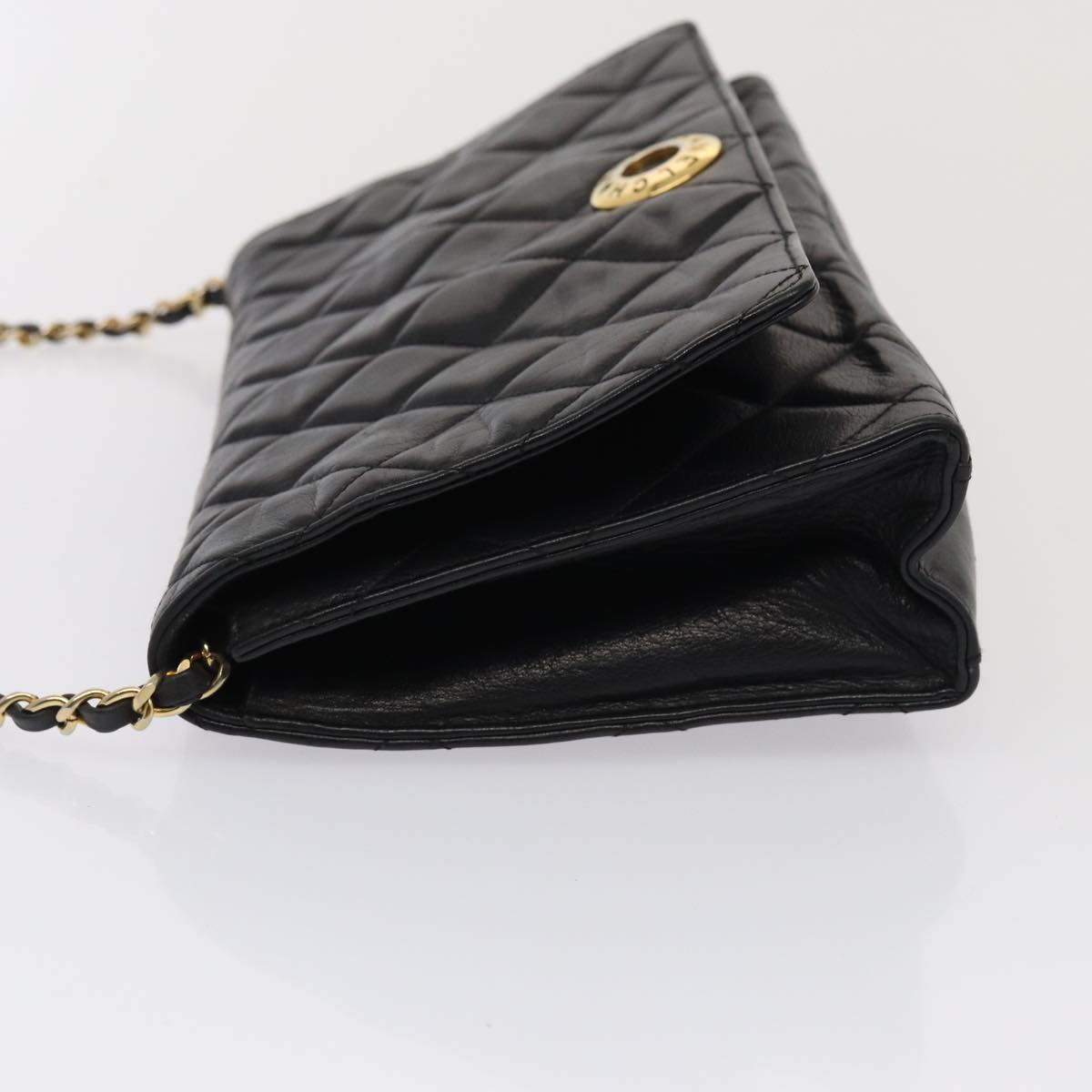 Top Quality Chanel Matelasse Chain Shoulder Bag Leather Black Gold CC Auth bs17124