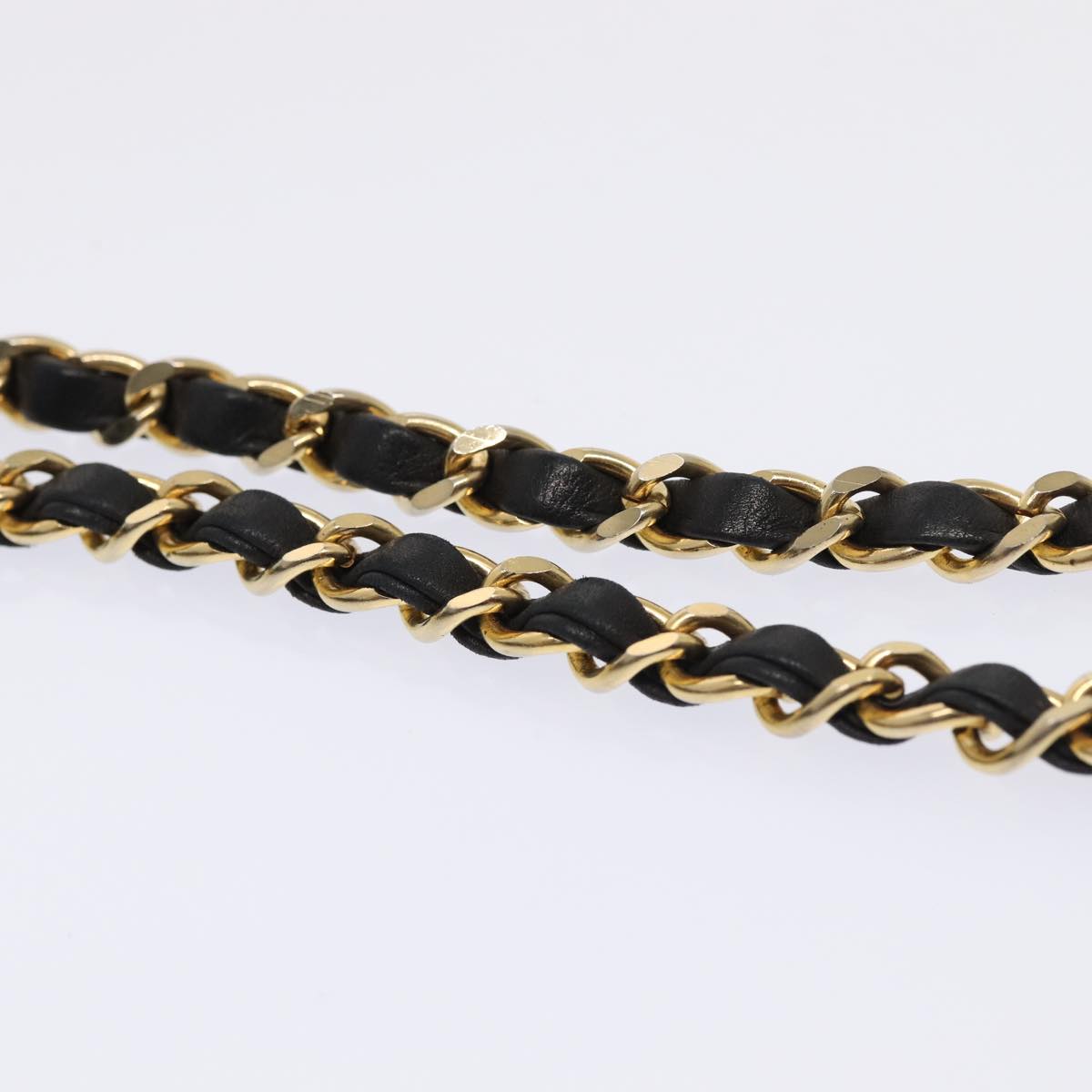 Top Quality Chanel Matelasse Chain Shoulder Bag Leather Black Gold CC Auth bs17124
